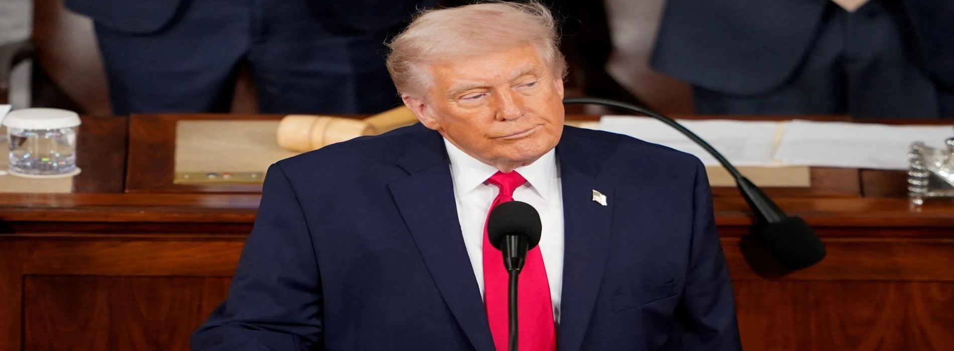 حتى لا يخسر ترمب صورته!!