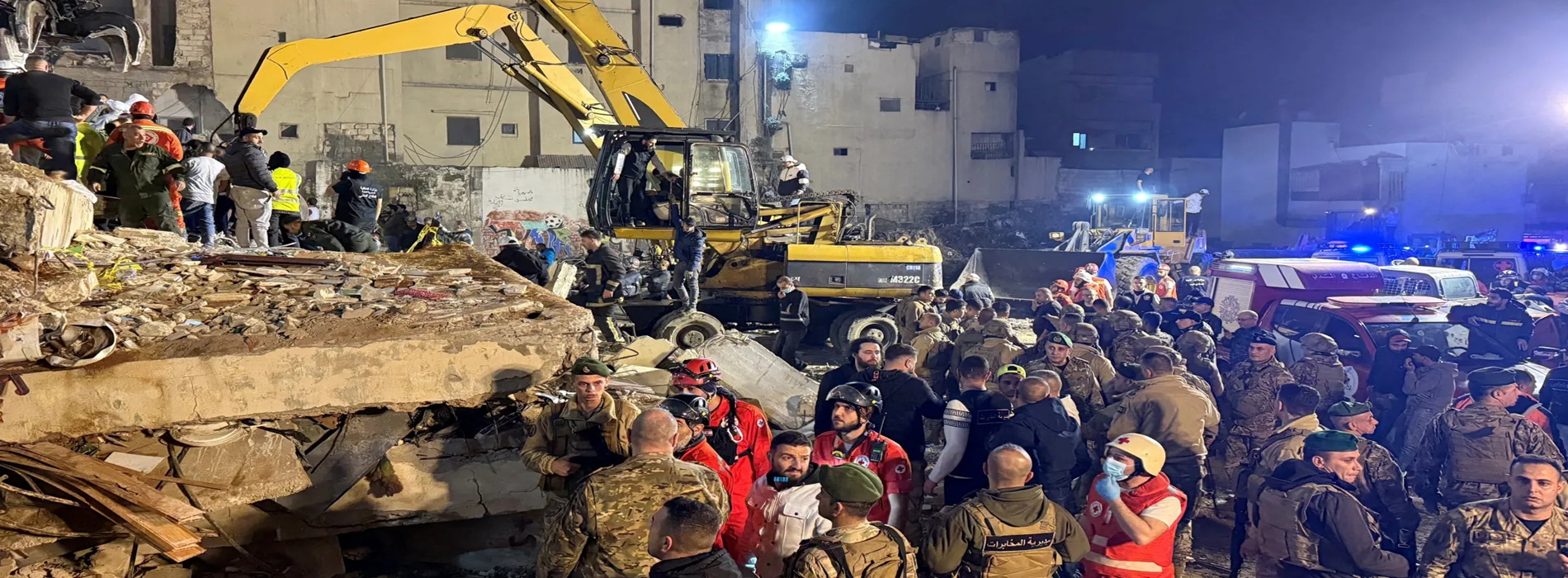 البناء المنهار