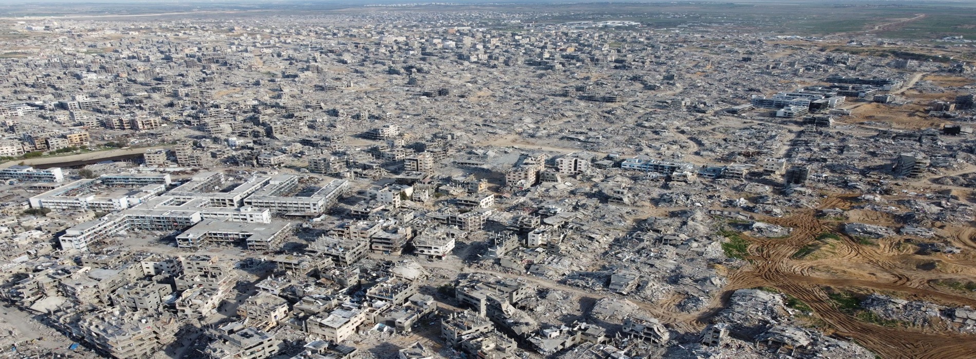 غزة… الشاهد على موت السياسة الفلسطينية